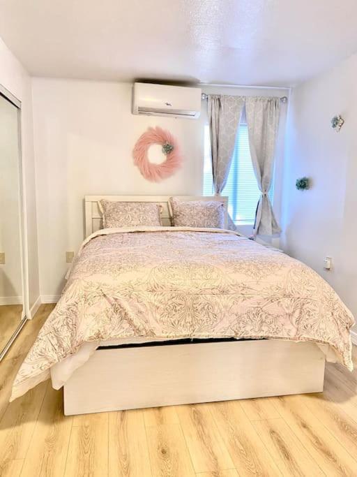 Pink Cozy House 2 Bedrooms Holiday home *