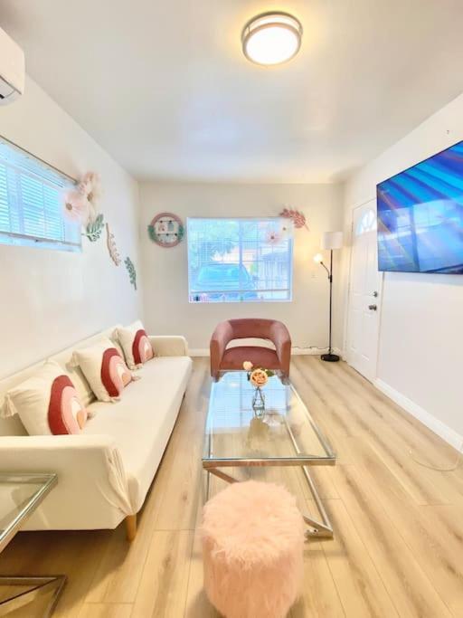 Holiday home Pink Cozy House 2 Bedrooms *