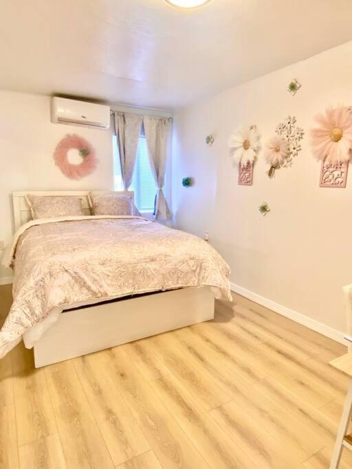 Pink Cozy House 2 Bedrooms * Rosemead