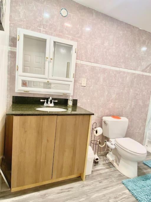 Pink Cozy House 2 Bedrooms Holiday home