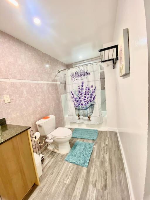 Pink Cozy House 2 Bedrooms